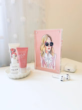 Load image into Gallery viewer, itty bitty (Rachel Zoe)